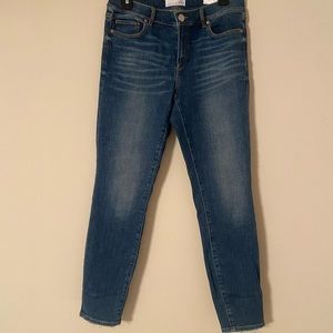 Ann Taylor LOFT modern skinny ankle raw hem jeans size 6/28